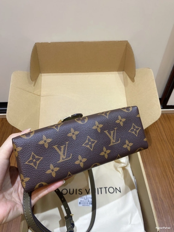 VUITTON BB LOUIS LOCKY 0724